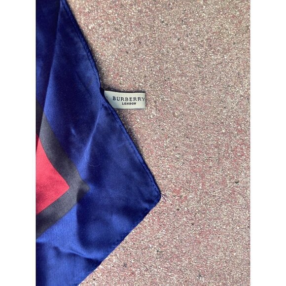 BURBERRY Multicolor "Prorsum Knight" Silk Scarf/Foulard Shawl  Approx. 36" X 70" - Picture 5 of 6